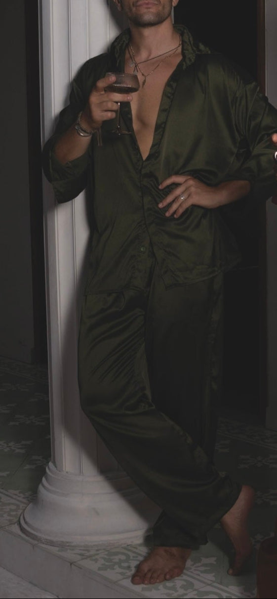 Dark olive silk-effect shirt and pants set – Armè OLIVE SET