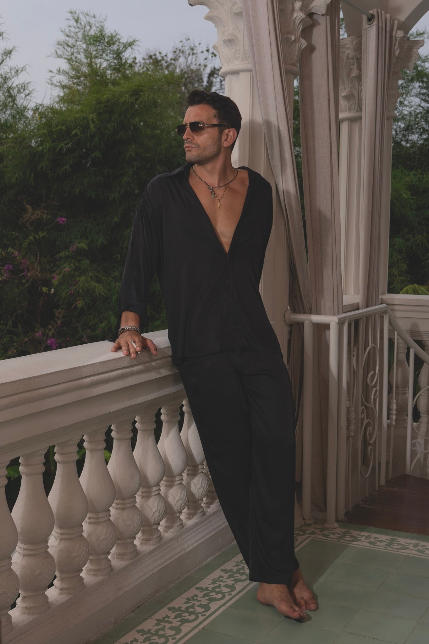 Silk-effect black shirt and pants set – Armè MIDNIGHT BLACK SET